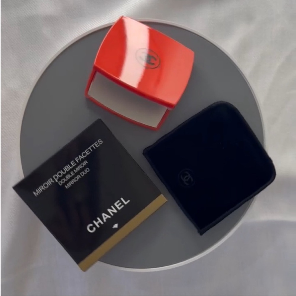 CHANEL Red and Black Compact Mirror Set